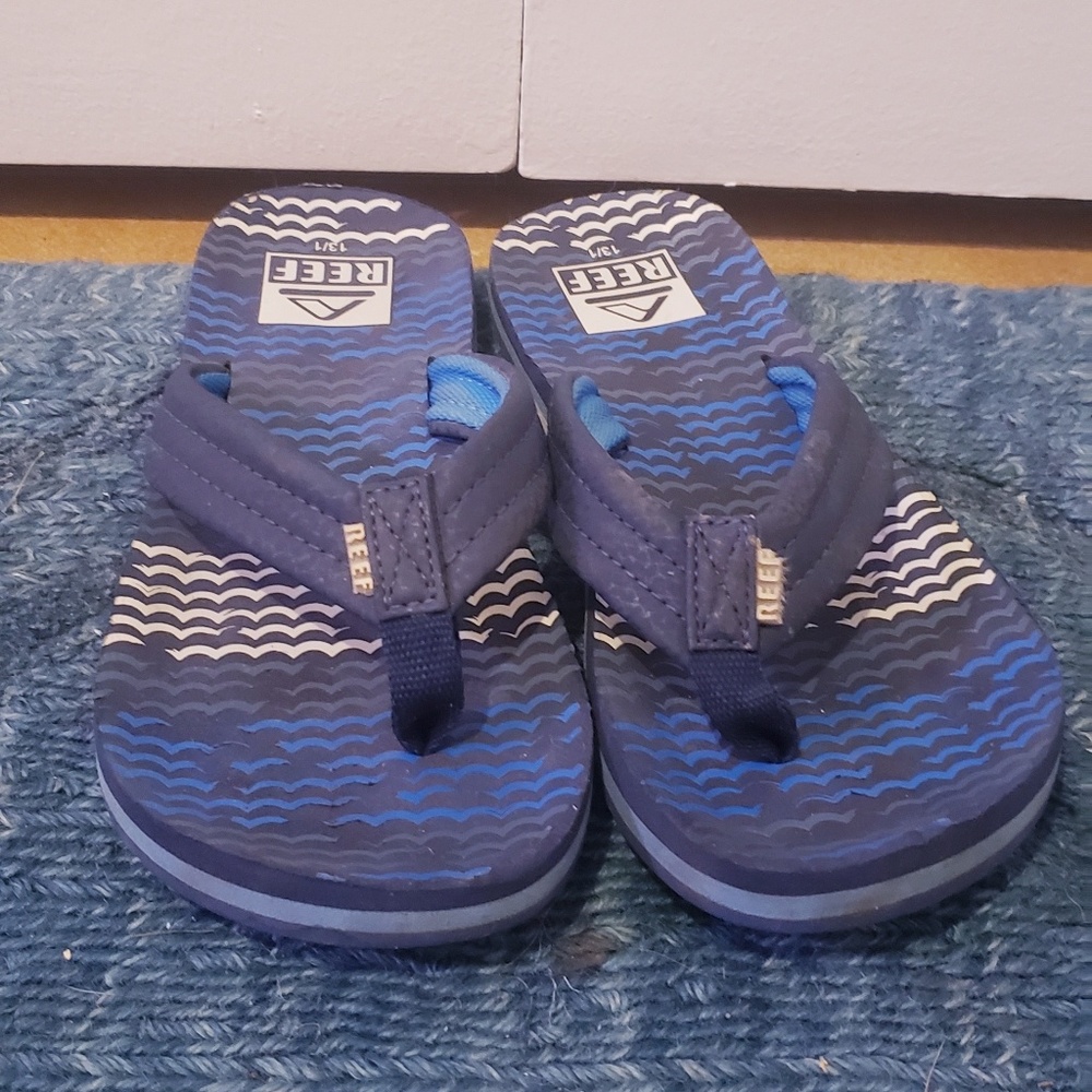 Boys Size 1/2 Reef Flip Flops